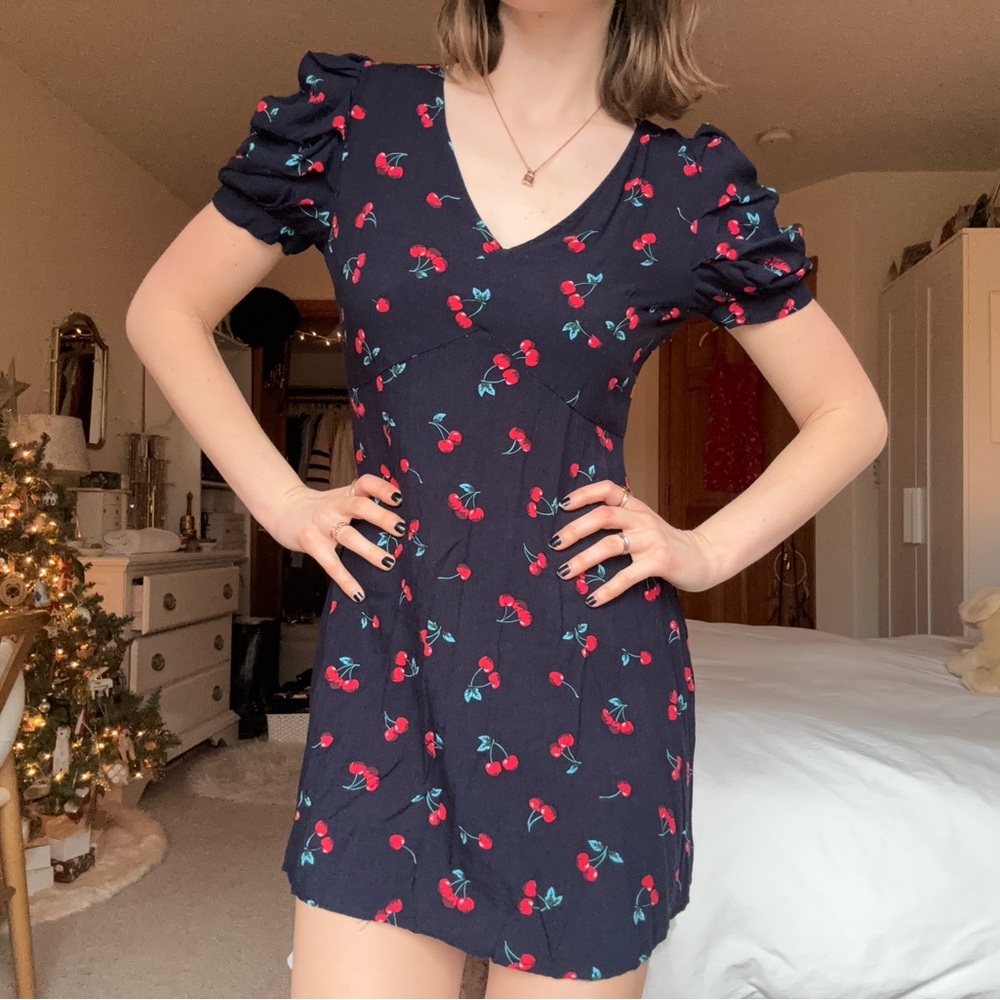 black and red cherry print puff sleeve mini dress